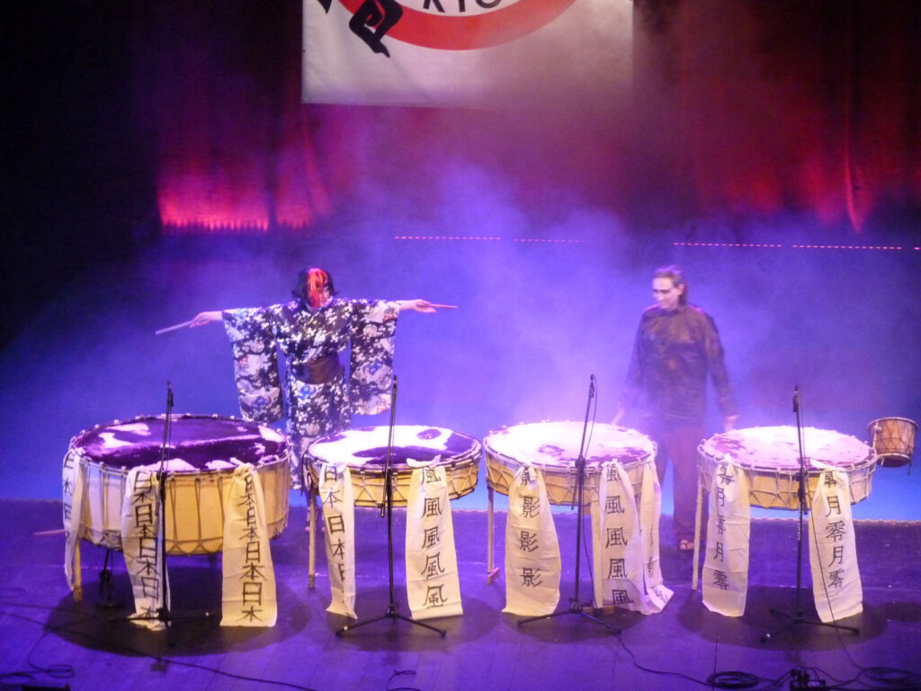 Japońskie-bębny-Hinode-Drummers7